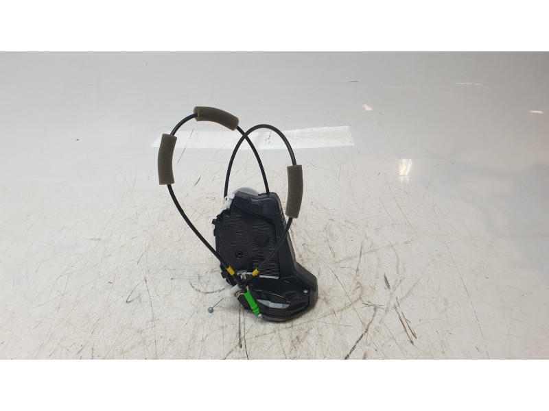 Recambio de cerradura puerta trasera izquierda para toyota yaris (_p21_, _pa1_, _ph1_) 1.5 (mxpa11) referencia OEM IAM 69060k003