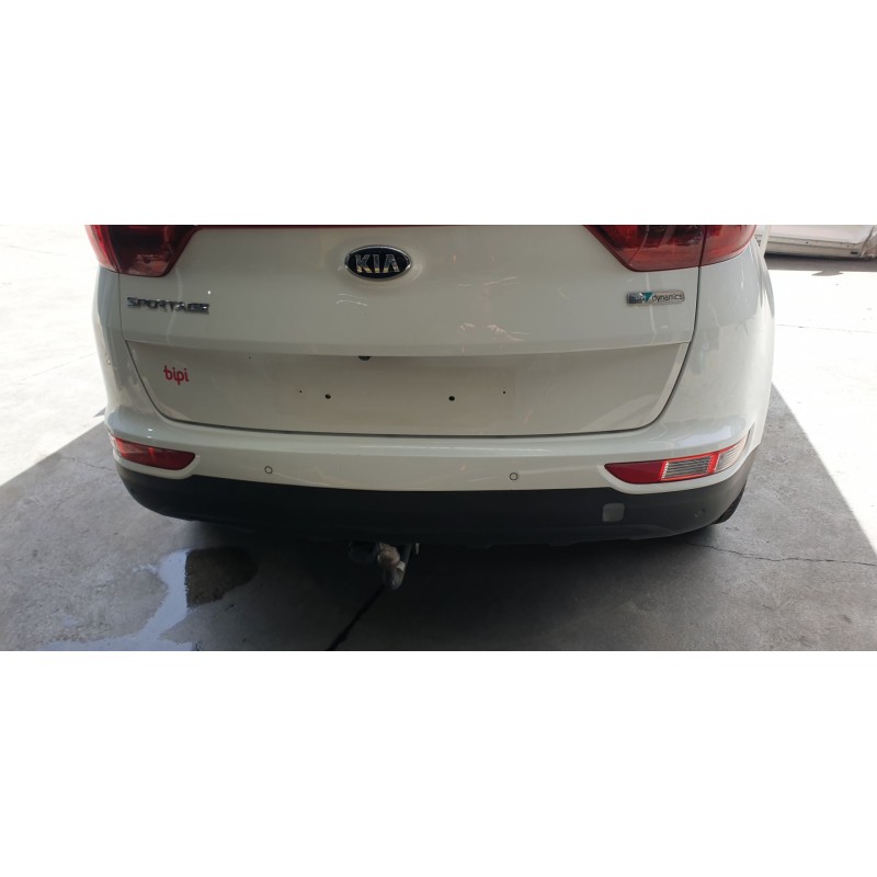 Recambio de paragolpes trasero para kia sportage business 2wd referencia OEM IAM 86611F1000  