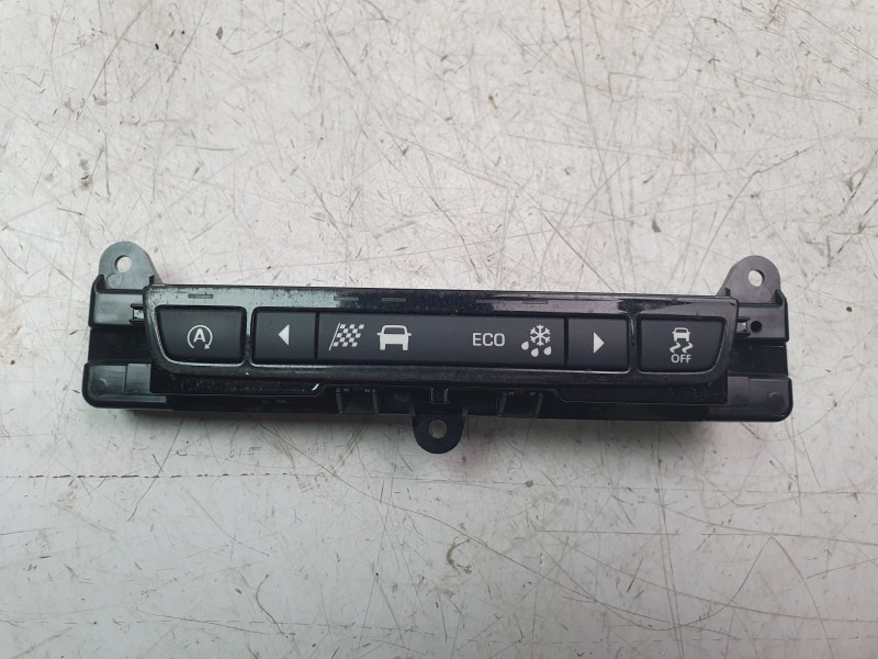 Recambio de mando multifuncion para jaguar f-pace 300 sport awd referencia OEM IAM GX7314B790AL  