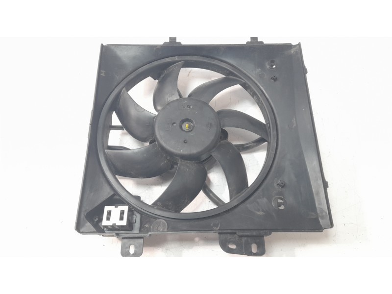 Recambio de electroventilador para citroën c3 feel pack referencia OEM IAM 9829774580  