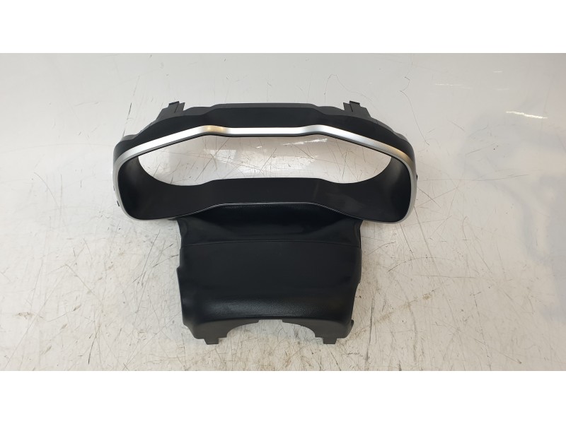 Recambio de moldura para kia stonic (yb) 1.2 cvvt referencia OEM IAM ZS11Y7A412Z0  