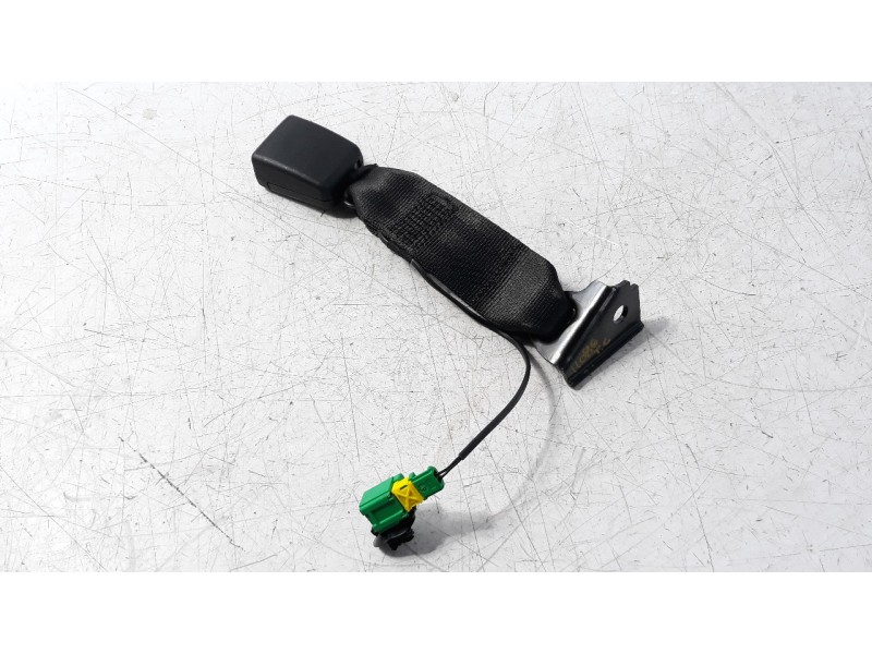 Recambio de cinturon seguridad trasero central para alfa romeo stelvio (630) quadrifoglio 4wd referencia OEM IAM 34207489B  