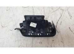 Recambio de aireador izquierdo para renault clio v intens referencia OEM IAM 687617532R   2