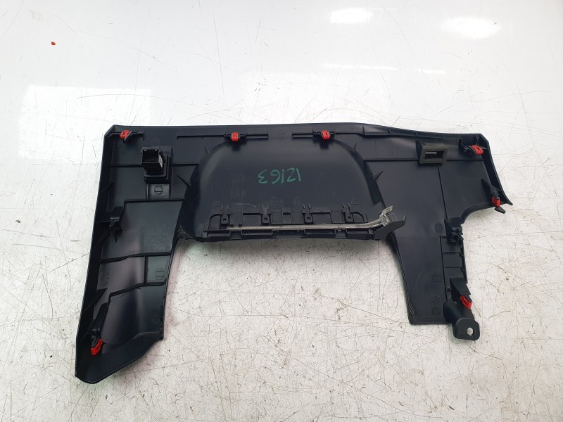 Recambio de moldura para toyota corolla station wagon (_e21_) 2.0 hybrid (mzeh12) referencia OEM IAM 5543402640  