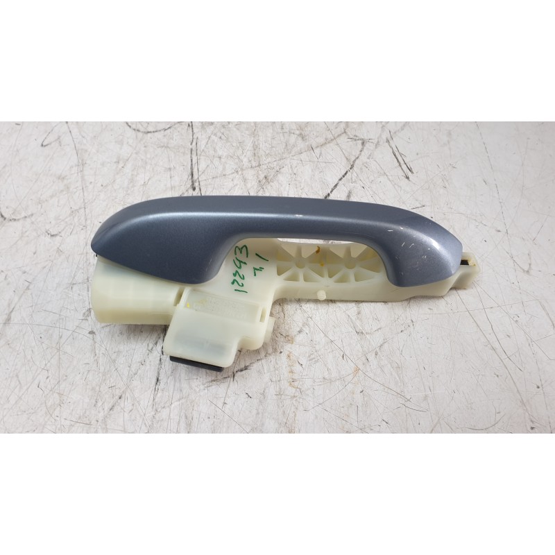 Recambio de maneta exterior trasera izquierda para kia xceed (cd) 1.0 t-gdi referencia OEM IAM 83651J7500  