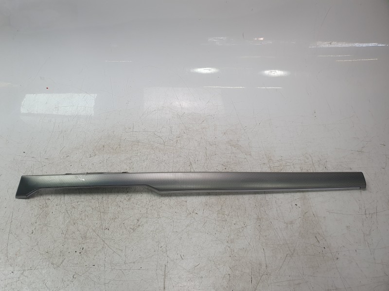 Recambio de moldura para volkswagen passat variant (cb5) r-line referencia OEM IAM 3G1853300B  