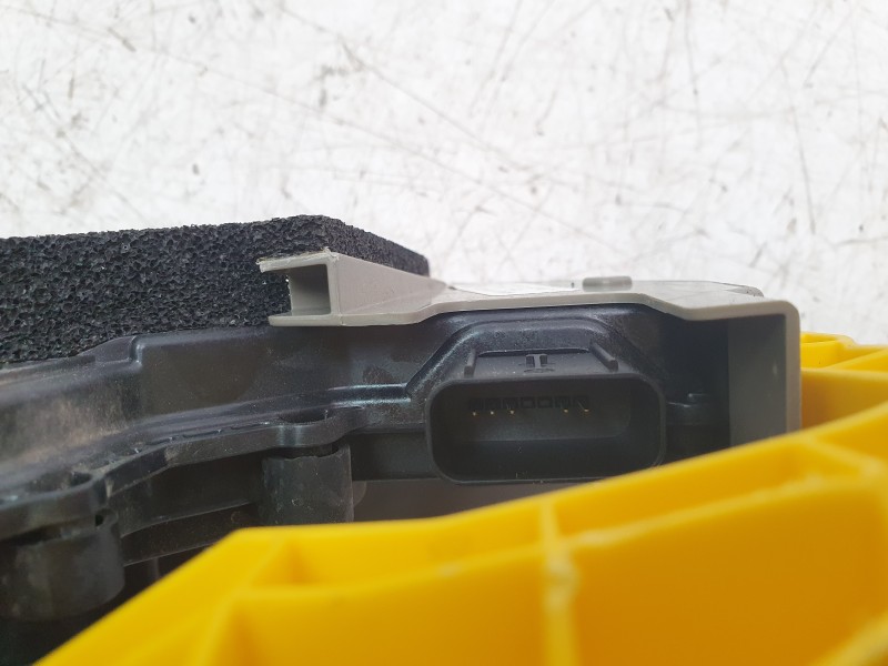 Recambio de cerradura puerta trasera izquierda para kia xceed (cd) 1.0 t-gdi referencia OEM IAM 81410J7300  