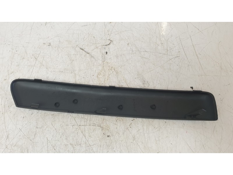 Recambio de moldura paragolpe delantera derecha para ford focus ii (da_, hcp, dp) 1.6 tdci referencia OEM IAM 1352835 107103625 