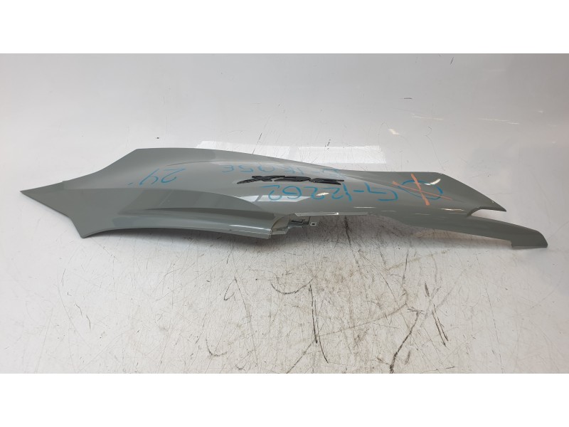 Recambio de moldura para honda pcx pcx 125 (jk05) referencia OEM IAM 83550K1YJ50ZL  