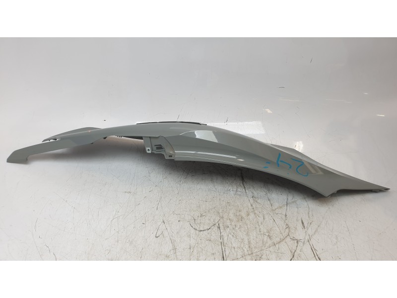 Recambio de moldura para honda pcx pcx 125 (jk05) referencia OEM IAM 83610K1ZJ100  