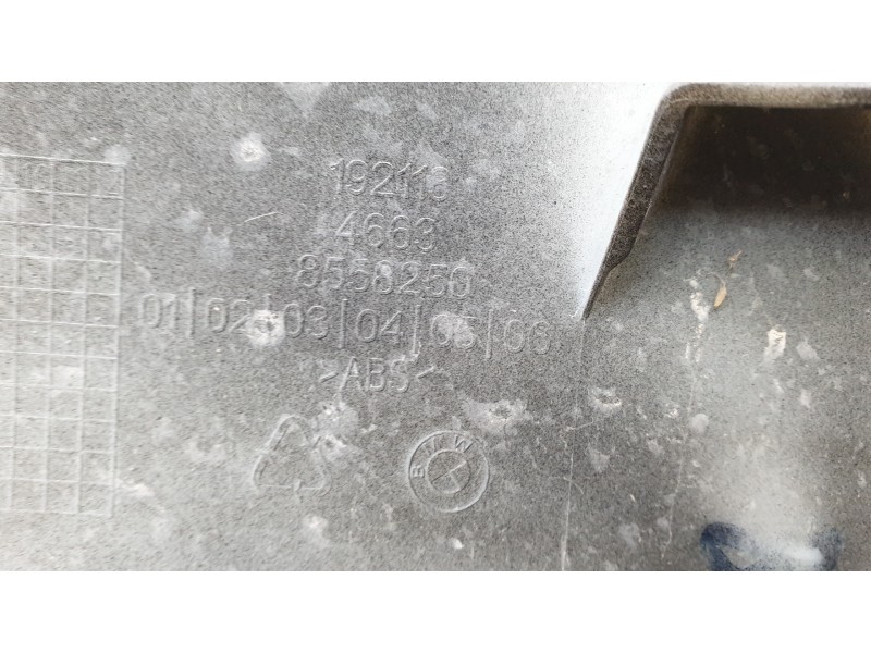 Recambio de moldura para bmw c c 400 x referencia OEM IAM 46638558250  