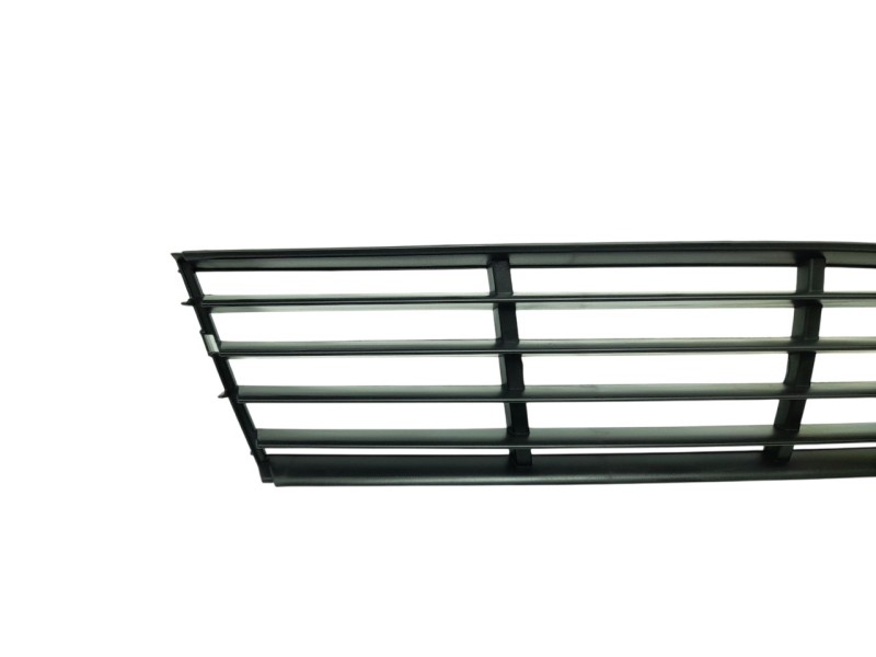 Recambio de rejilla paragolpes central para seat ibiza (6l1) referencia OEM IAM 6LL85366779Y 107211714 107211714 , ST0332120 , 9