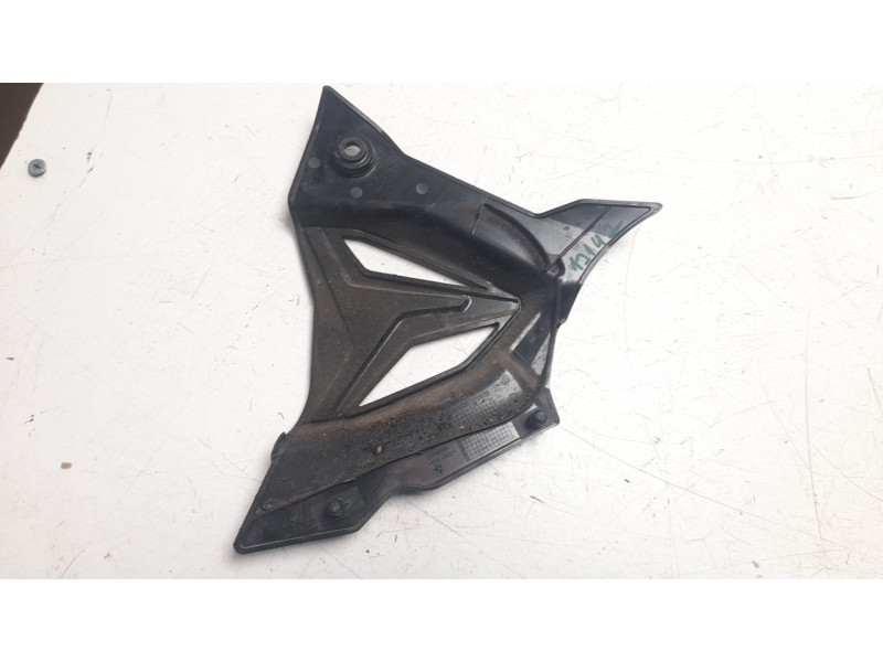 Recambio de moldura para bmw s s 1000 rr (2r99) referencia OEM IAM 33818394320  