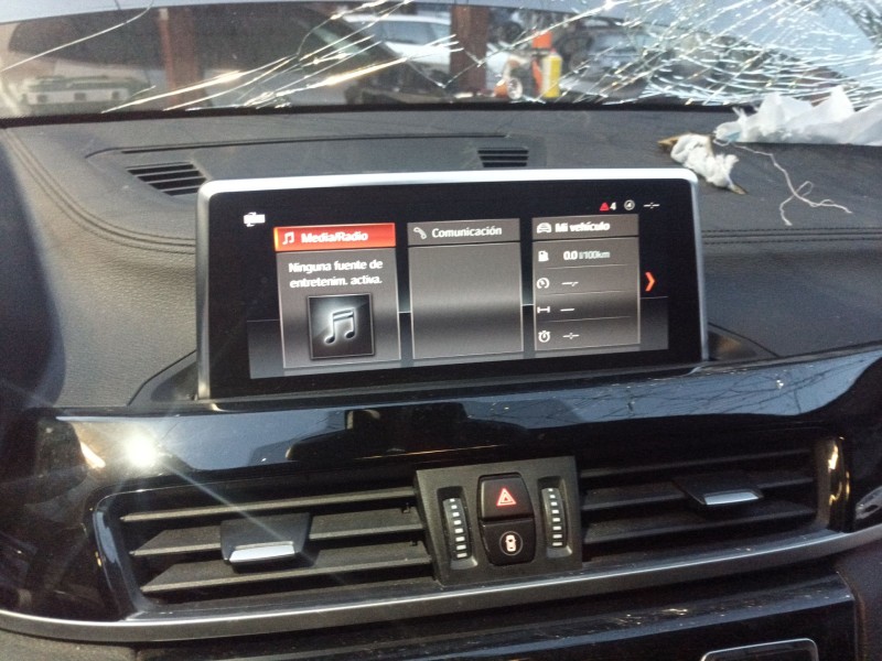 Recambio de pantalla multifuncion para bmw x2 (f39) sdrive 18 d referencia OEM IAM   