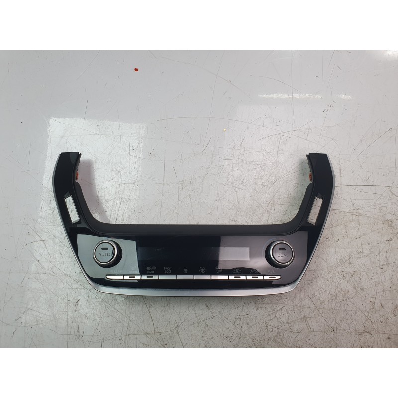 Recambio de mando climatizador para toyota corolla station wagon (_e21_) 2.0 hybrid (mzeh12) referencia OEM IAM 5590002F30  