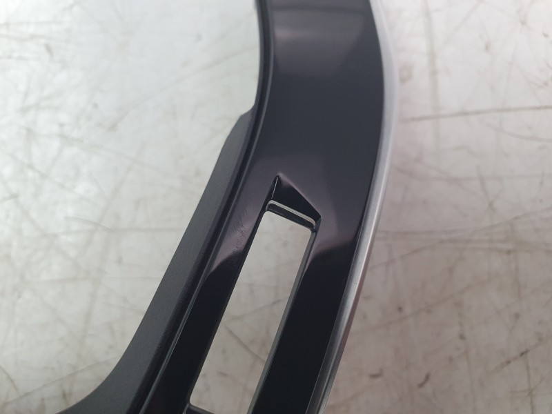 Recambio de mando climatizador para toyota corolla station wagon (_e21_) 2.0 hybrid (mzeh12) referencia OEM IAM 5590002F30  