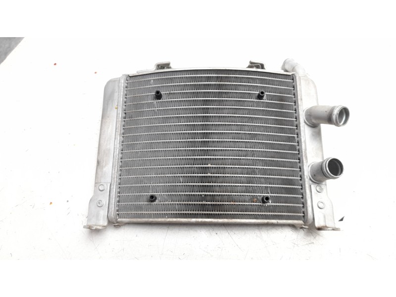 Recambio de radiador agua para bmw c c 400 x referencia OEM IAM 17118565186  