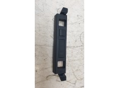 Recambio de interruptor para toyota yaris cross hybrid 2wd active tech referencia OEM IAM 554070D060  