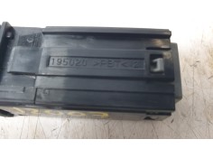 Recambio de interruptor para toyota yaris cross hybrid 2wd active tech referencia OEM IAM 195020   2