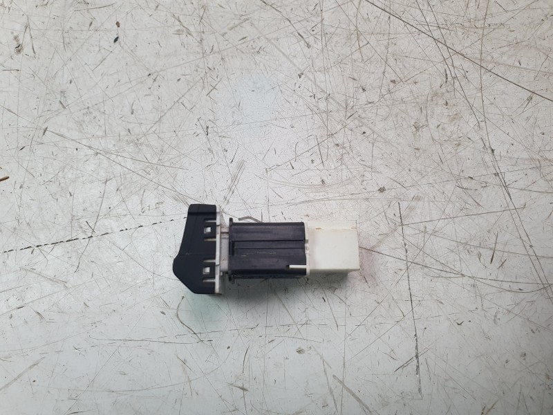 Recambio de interruptor para volkswagen amarok referencia OEM IAM 2H6919281A  