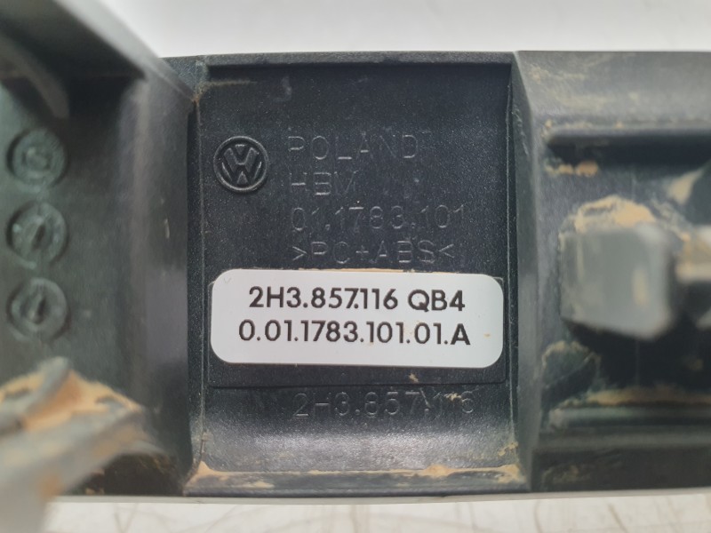 Recambio de moldura para volkswagen amarok referencia OEM IAM 2H3857116Q  