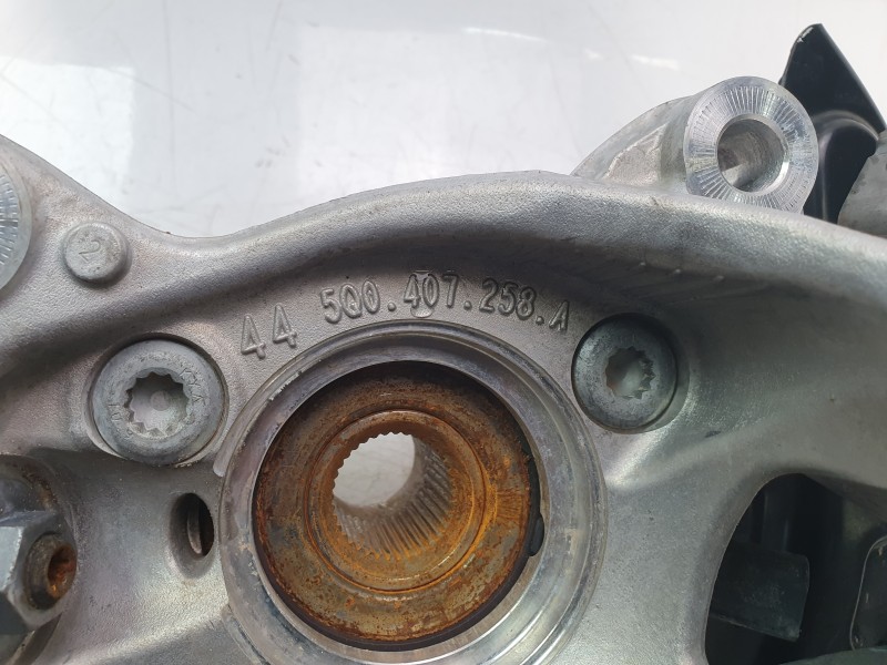 Recambio de mangueta delantera derecha para audi q3 sportback (f3n) 35 tdi referencia OEM IAM 5QD407258A  