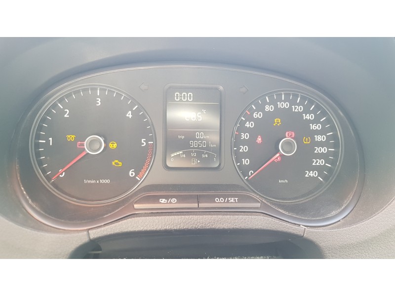 volkswagen polo (6r1) del año 2014