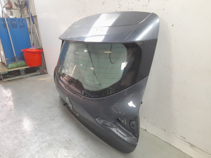 Recambio de porton trasero para renault clio v intens referencia OEM IAM 901006566R  