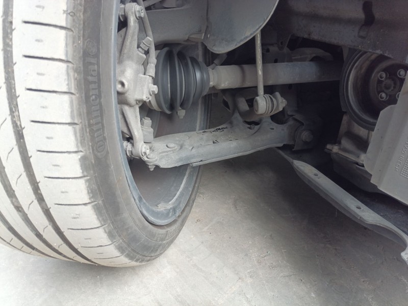 Recambio de brazo suspension inferior delantero derecho para volkswagen golf viii variant (cg5, db5) 2.0 tdi referencia OEM IAM 