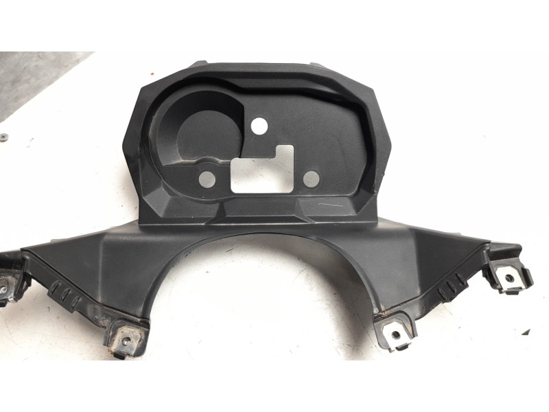 Recambio de moldura para bmw c c 400 x referencia OEM IAM 46638558158  