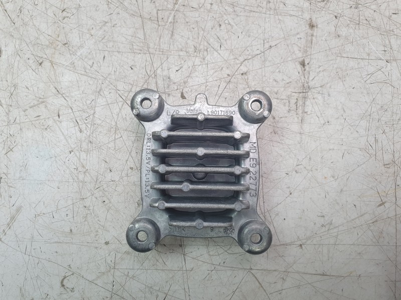 Recambio de centralita luces para nissan juke (f16_) dig-t 117 referencia OEM IAM E922773 L90171690 