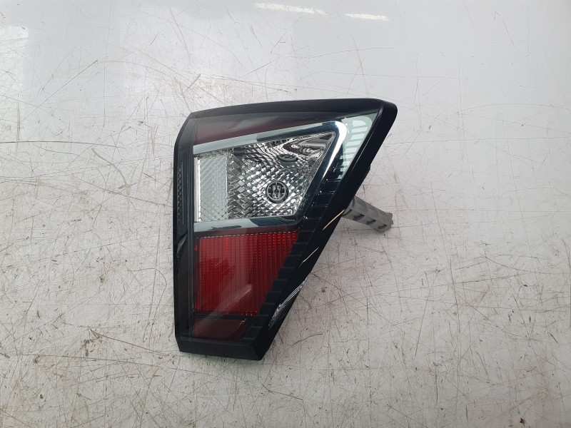 Recambio de piloto trasero izquierdo interior para ford kuga ii (dm2) 1.5 ecoboost referencia OEM IAM GV4113A603DD L90110237 160