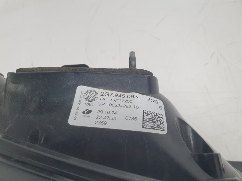 Recambio de piloto trasero central para volkswagen taigo taigo referencia OEM IAM 2G7945093  