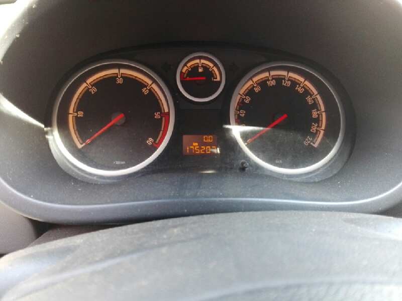 opel corsa d del año 2007