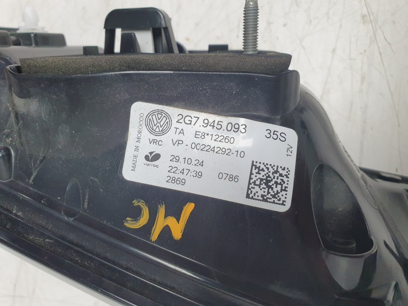 Recambio de piloto trasero central para volkswagen taigo taigo referencia OEM IAM 2G7945093  