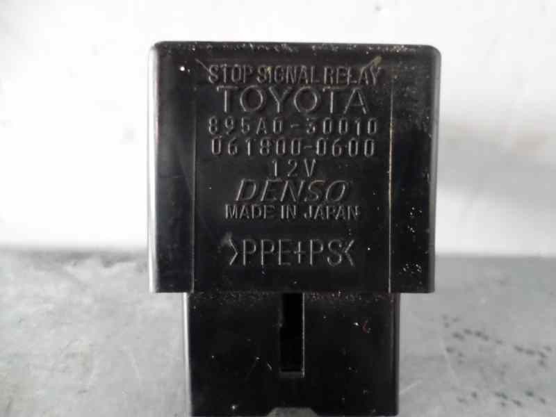 Recambio de rele para toyota avensis (t27) 2.0 d-4d cat referencia OEM IAM 895A030010  