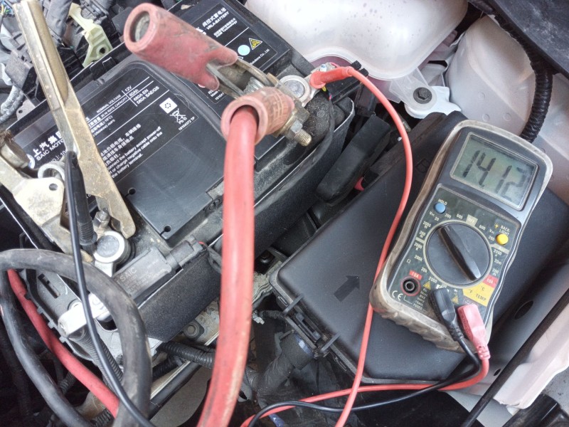 Recambio de alternador para mg zs suv (azs1) 1.5 vti referencia OEM IAM 10582349  