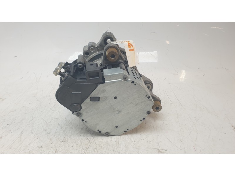 Recambio de alternador para suzuki vitara 1.5 strong hybrid gle 2wd referencia OEM IAM 9616074S00  