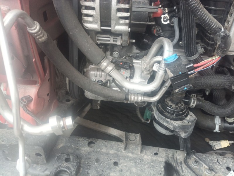 Recambio de compresor aire acondicionado para renault kadjar (ha_, hl_) 1.5 blue dci 115 referencia OEM IAM   