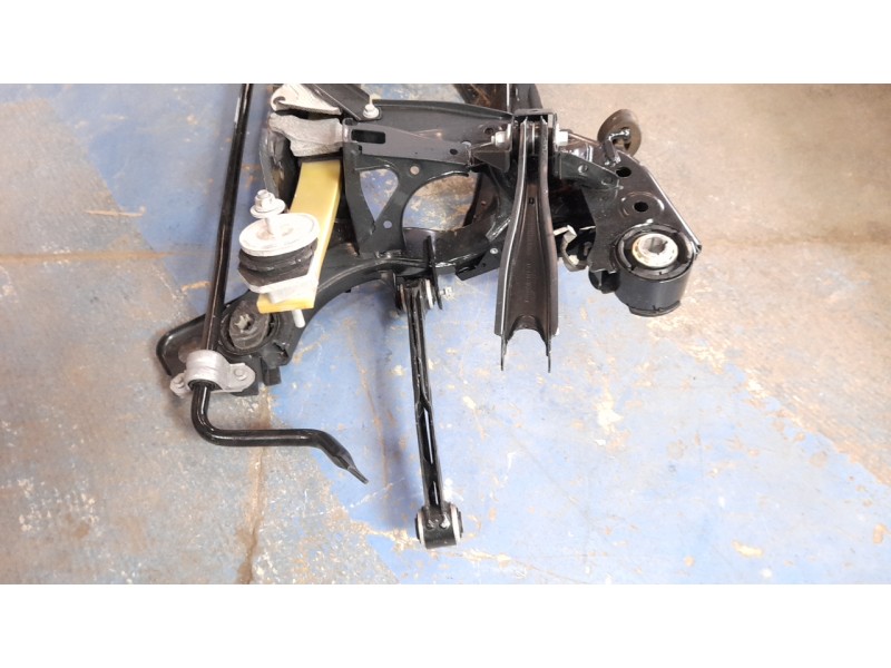 Recambio de puente trasero para volvo xc60 ii (246) b4 mild-hybrid referencia OEM IAM 32336254  