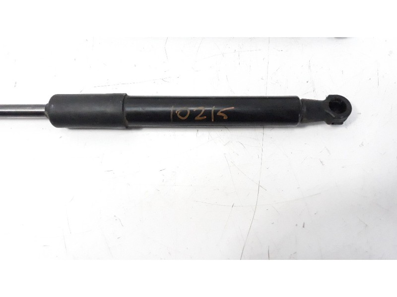 Recambio de amortiguadores capo para audi a1 sportback (8xf) attracted referencia OEM IAM 8X0823359  