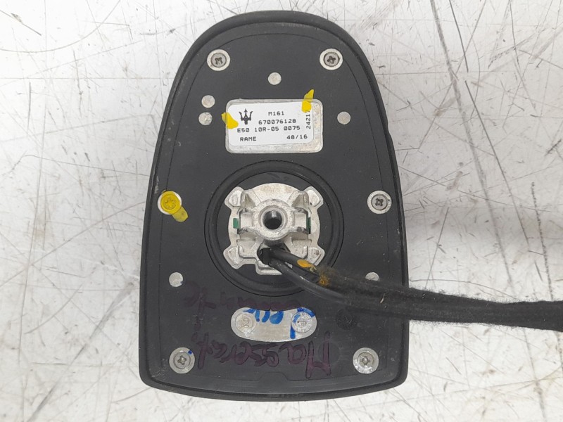 Recambio de antena para maserati levante suv (m161) 3.0 d q4 referencia OEM IAM 673005984  