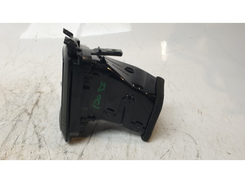 Recambio de aireador izquierdo para volvo xc60 ii (246) b4 mild-hybrid referencia OEM IAM 31417691  