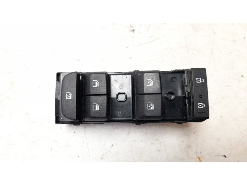 Recambio de mando elevalunas delantero izquierdo para kia sportage v (nq5) 1.6 t-gdi referencia OEM IAM 93571R2300  