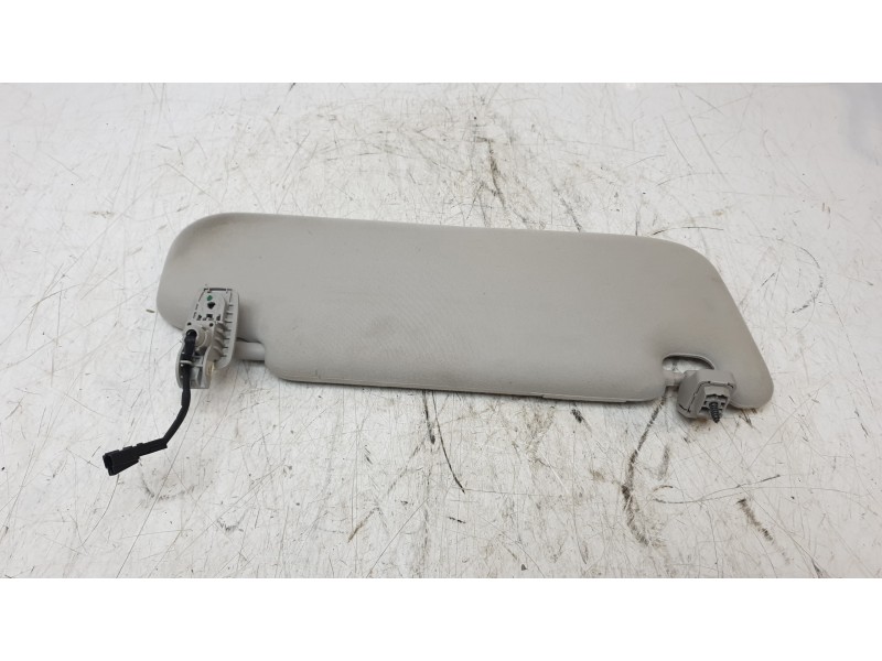 Recambio de parasol izquierdo para maserati levante suv (m161) 3.0 d q4 referencia OEM IAM 670047381  