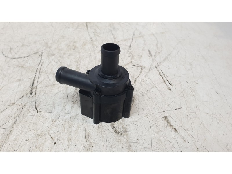 Recambio de bomba agua para volvo xc60 ii (246) b4 mild-hybrid referencia OEM IAM 8888759988 32222110 