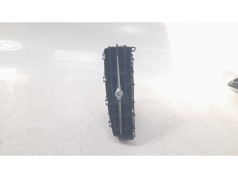 Recambio de rejilla aireadora para volvo xc60 ii (246) b4 mild-hybrid referencia OEM IAM 31477274  