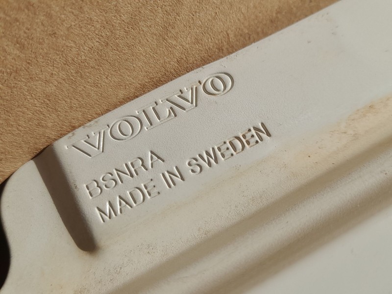 Recambio de aleta delantera derecha para volvo xc60 ii (246) b4 mild-hybrid referencia OEM IAM 32297442  109242811