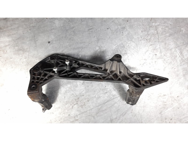 Recambio de estribera derecha para zontes motorcycles zt125 -u referencia OEM IAM 4064300021051  