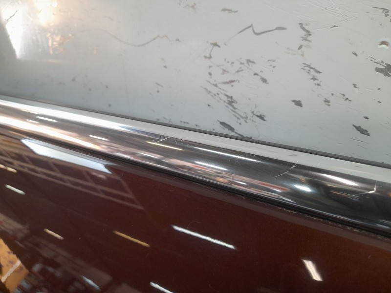 Recambio de puerta delantera izquierda para maserati levante suv (m161) 3.0 d q4 referencia OEM IAM 673005738  